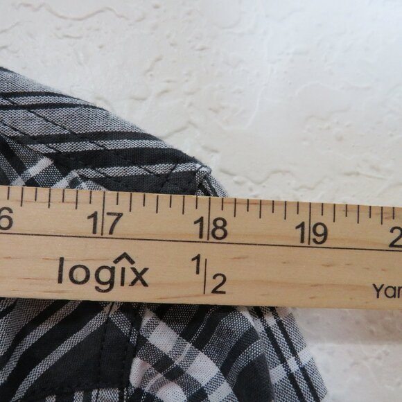 Sun + Stone* Men's Long Sleeve Snap Down Curved Hem Plaid Dress Shirt~ Medium - Picture 6 of 10